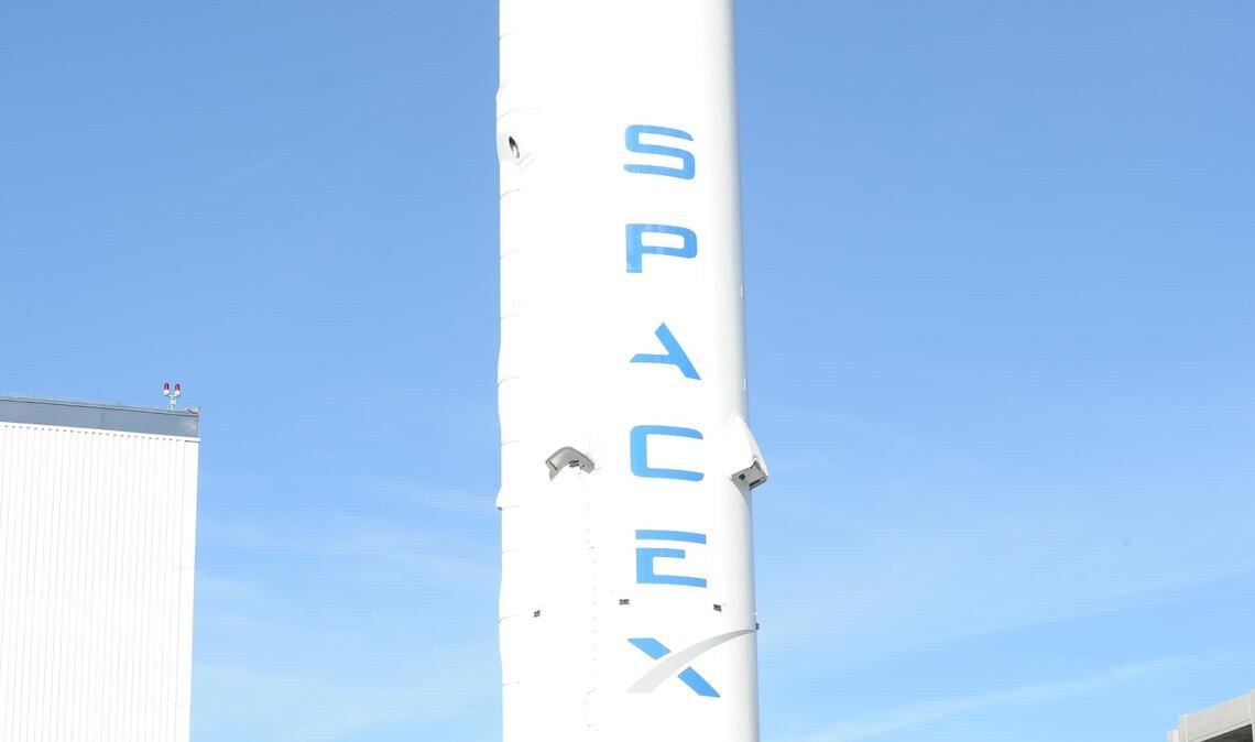 Mit der Rakete Falcon 9 machte sich SpaceX unverzichtbar für die US-Raumfahrt. (Archivbild)