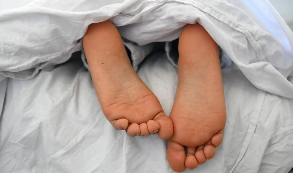 Mit der Umstellung auf Sommerzeit fehlt vielen eine Stunde Schlaf.