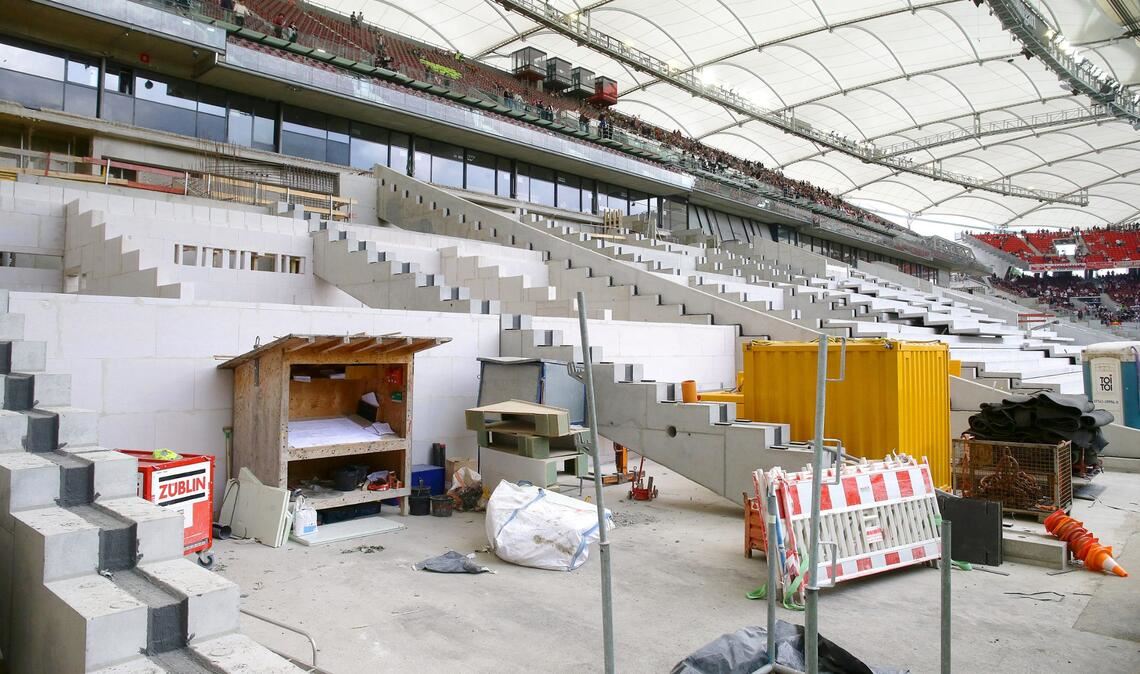 Mit der sanierten Haupttribüne will der VfB Stuttgart von Ende 2024 an mehr Geld einnehmen. Allerdings steigt auch seine Belastung.