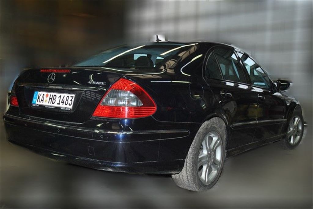 910_0008_143201_pol_Mercedes_Sprengung_Bankautomat_Brett