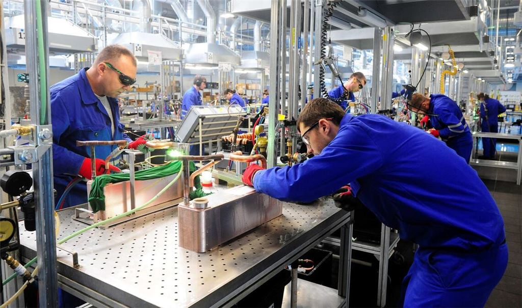 Mit einem neuen Werk im tschechischen Pilsen (Plzen) baut der japanische Großkonzern Panasonic seine Wärmepumpen-Produktion in Europa aus.