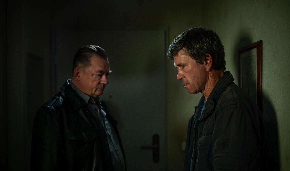 Miteinander grübeln gehört bei diesen beiden zum täglichen Geschäft.