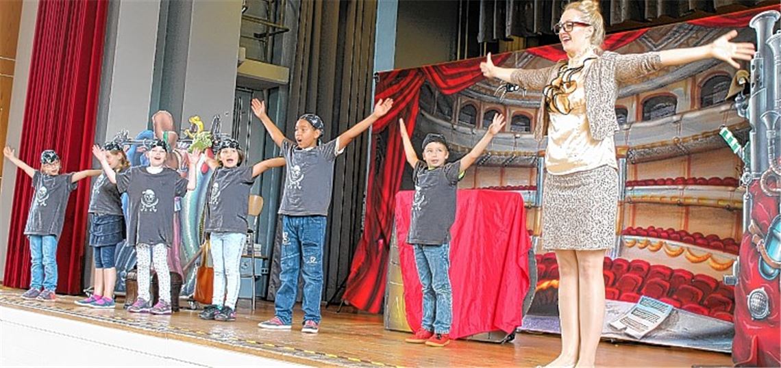 Von der Schulbank auf die Bühne