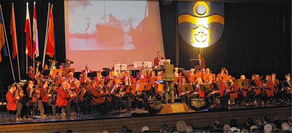 Mitreißendes und vielfältiges Programm: Das Große Blasorchester des Mühlacker Musikvereins zeigt beim Neujahrskonzert im Mühlehof vor rund 650 Besuchern sein Können. 