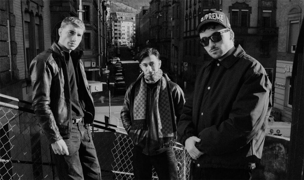 MoHunnid-Ali, CHAWE und Marcirati sind das Rap-Trio Junge Arbeiter.