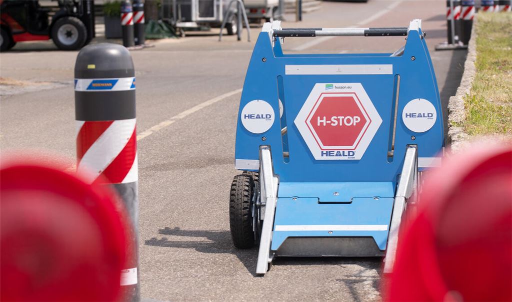 Mobile Sperren sollen für Sicherheit beim Mühlacker Frühling sorgen. Foto: Fotomoment