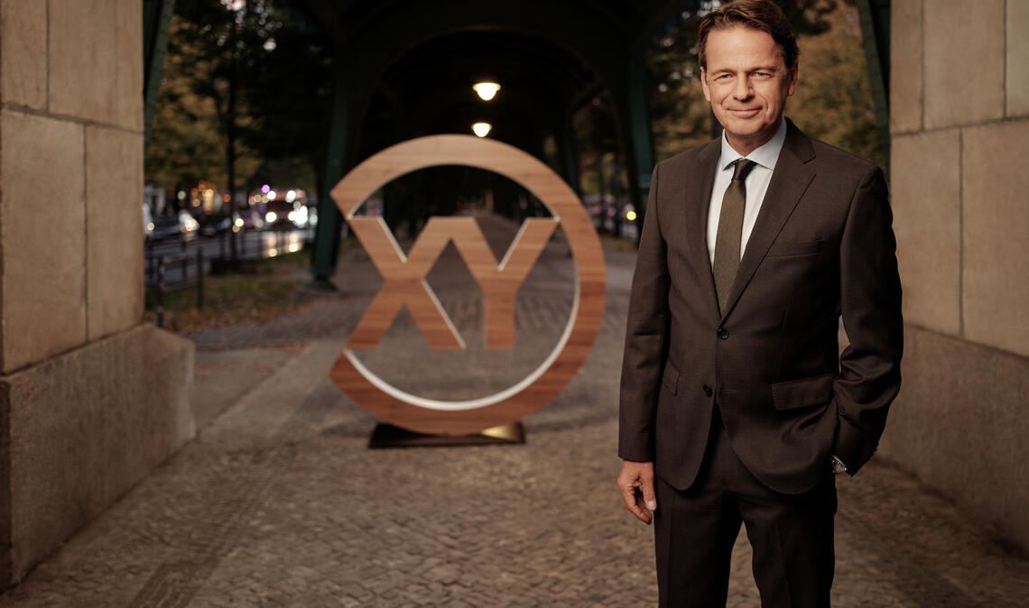 Moderator Rudi Cerne