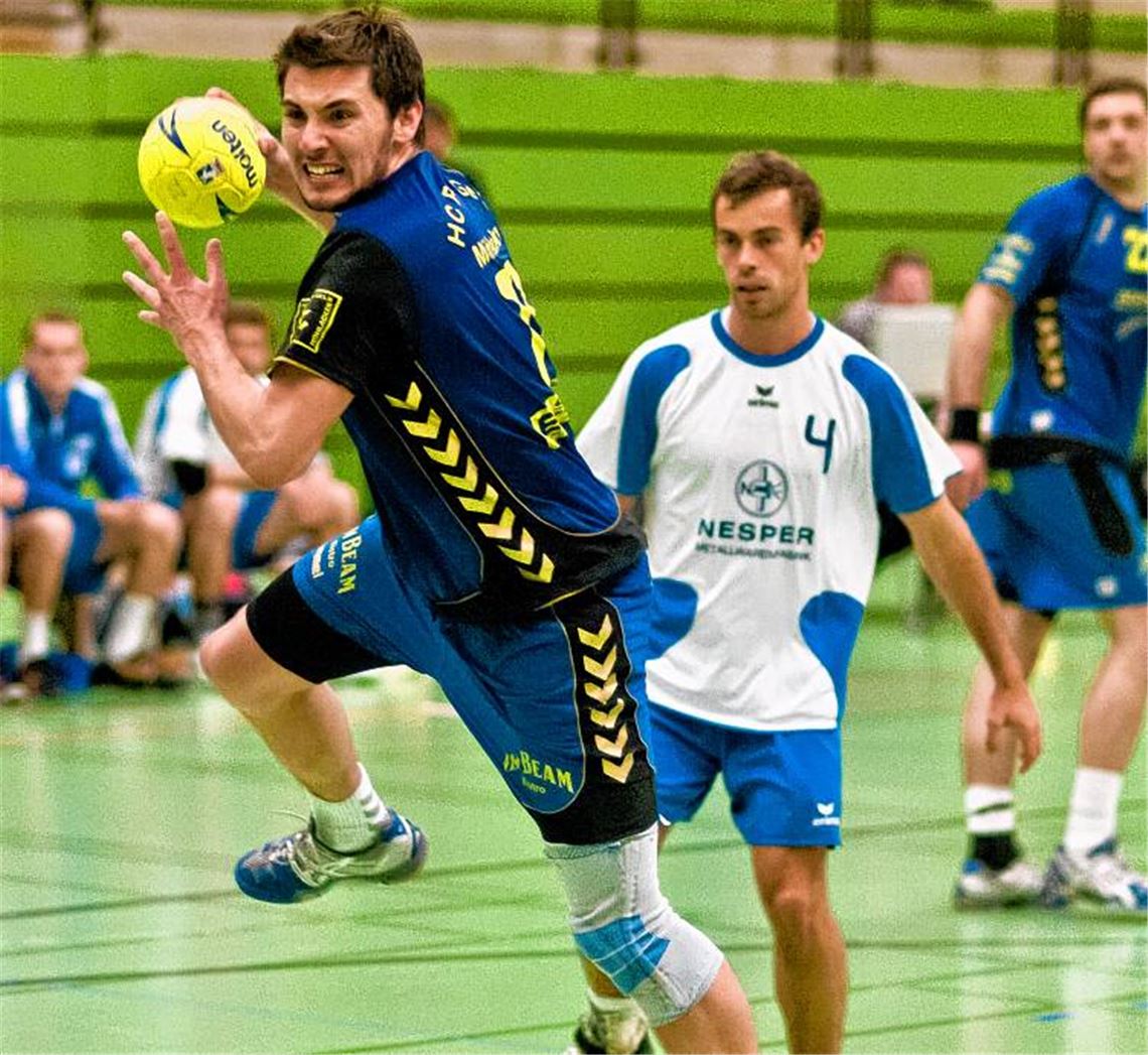 Mühlacker legt im Enzkreisderby los wie die Feuerwehr. Foto: Zschorsch