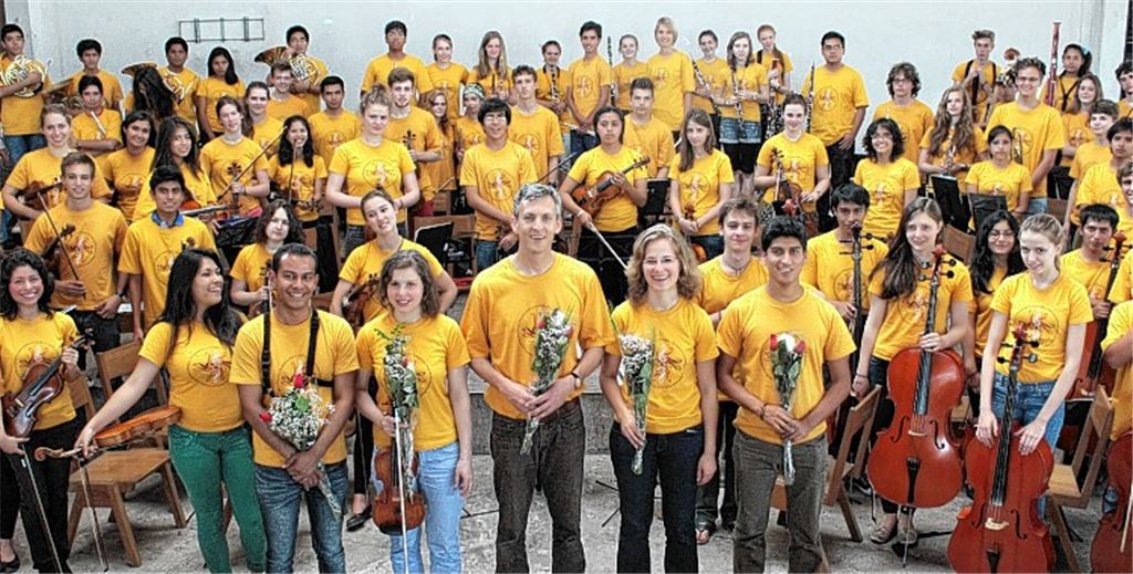 Musik bedeutet mehr als schöne Klänge. Wie viel Positives der Instrumentalunterricht bewirken kann, hat Yannis Haug-Jurgan bei seiner Arbeit in Peru erlebt. 