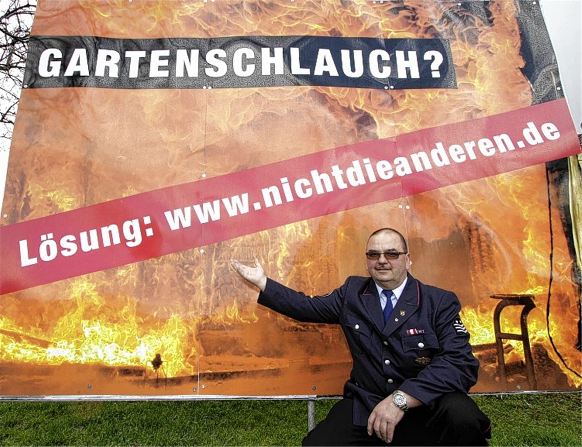 Mutiges Konzept zahlt sich aus: Die Plakatierung vom Frühjahr hat ihre Wirkung nicht verfehlt. Der Maulbronner Feuerwehrchef Martin Gerst freut sich über neue Mitglieder.