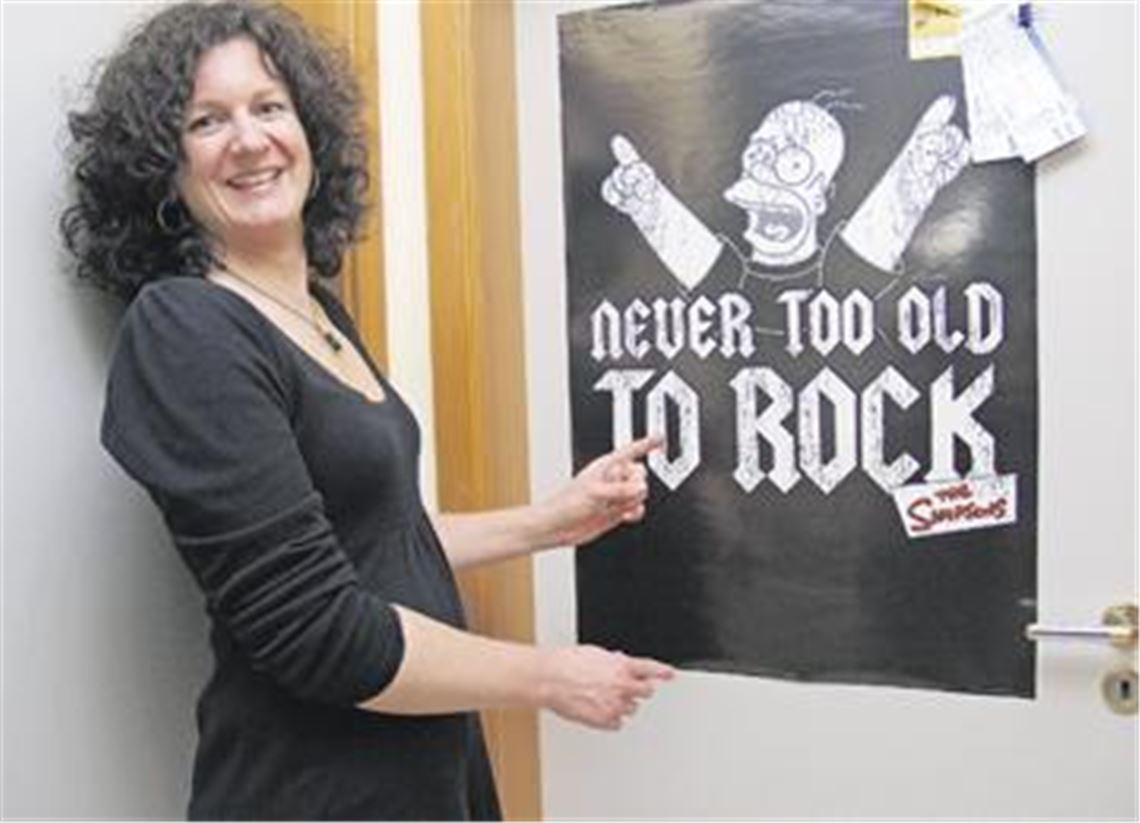 Mutmacher: Die beiden Söhne geben mit ihrem Plakat der Mutter das Motto vor. Foto: Filitz