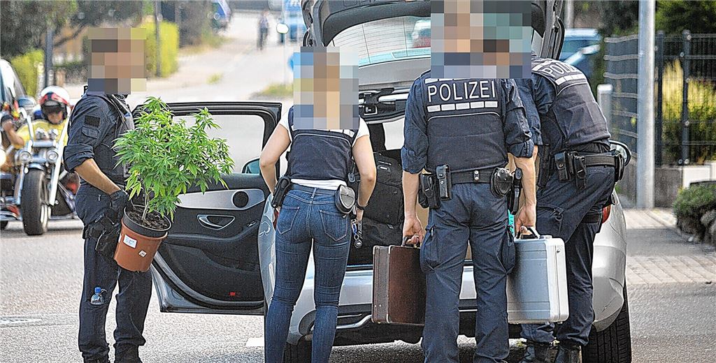 Polizei überrascht Drogenhändler