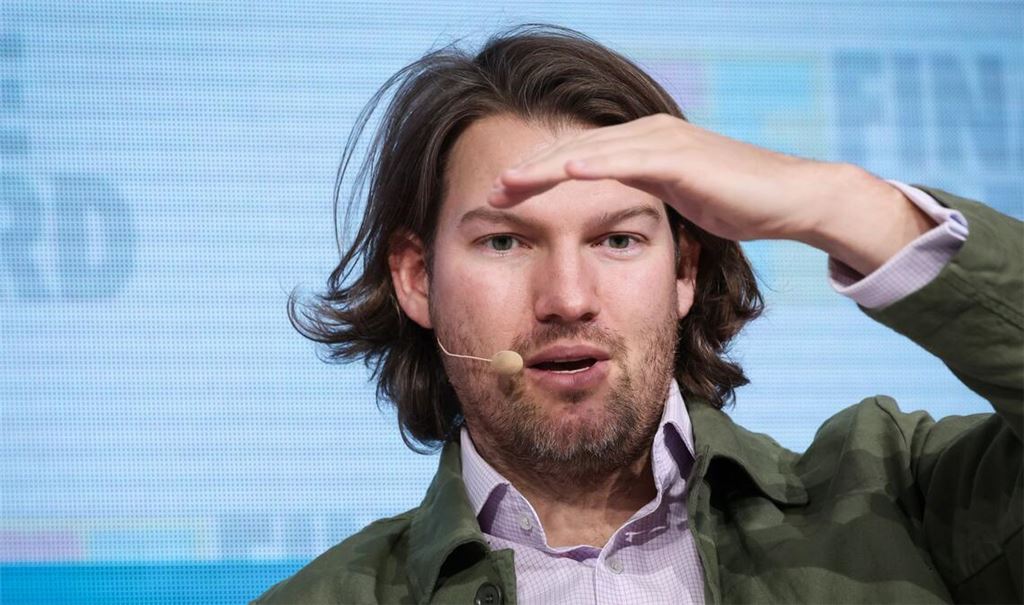 N26-Mitbegründer Valentin Stalf wird sich aus dem operativen Führungsgeschäft der Digitalbank zurückziehen.