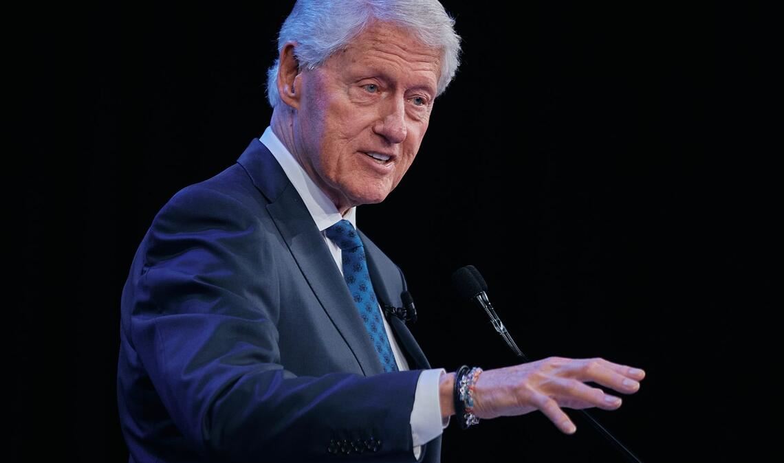 Nach Ex-Außenministerin Hillary Clinton hat nun ihr Mann, der frühere US-Präsident Bill Clinton, vor einem Ausschuss des US-Kongresses ausgesagt. (Archivbild)