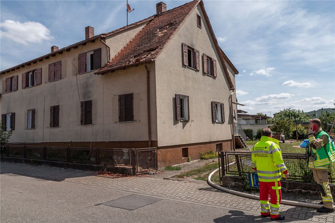 910_0008_175978_einsatz_report_24_brand_remchingen_asylu