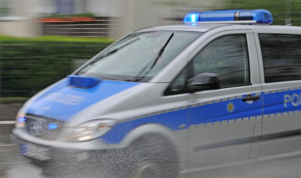 Nach dem Fenstersturz ermittelt die Polizei. (Symbolfoto)