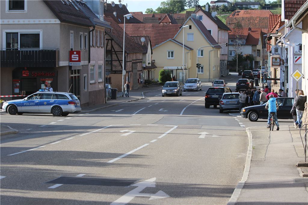 Sparkasse in Lienzingen überfallen