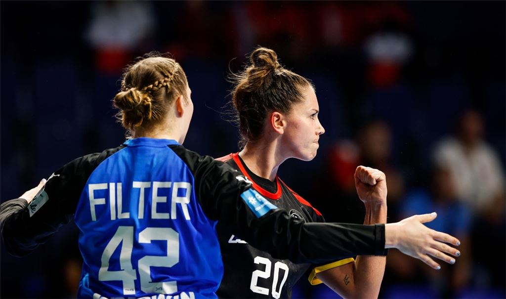 Nach dem knappen Sieg gegen Polen, wollen die Handball-Frauen auch Montenegro schlagen.
