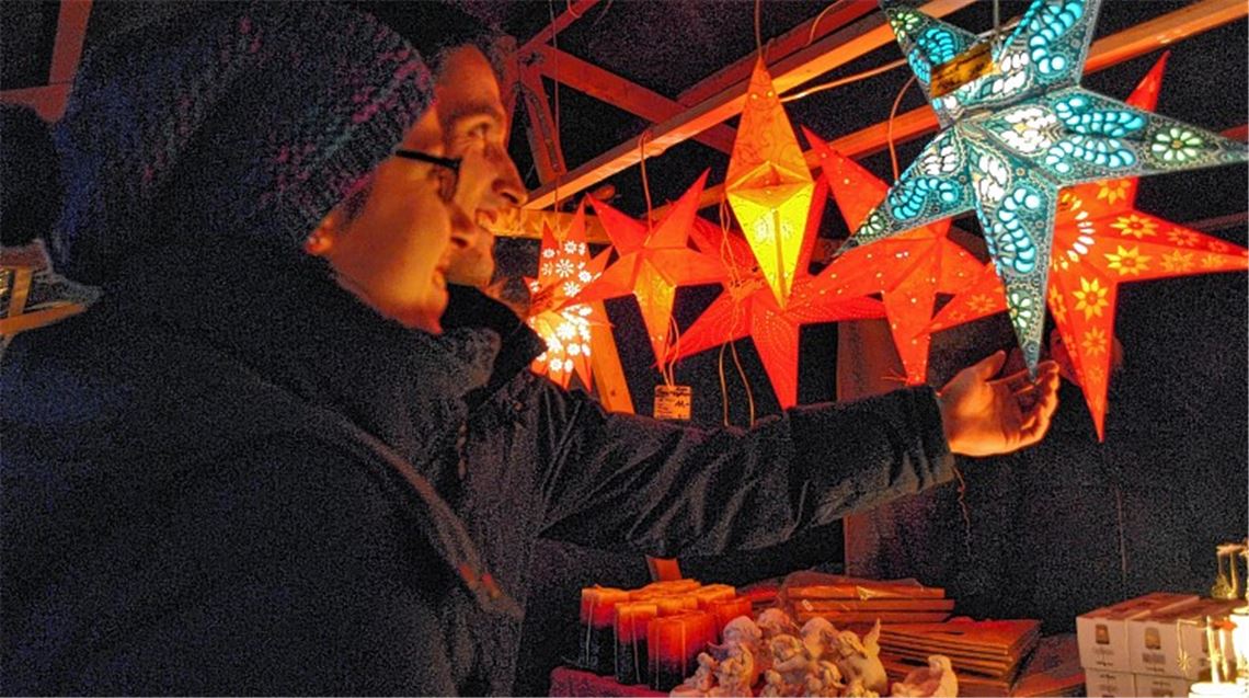 Nach den Sternen greifen: Das ist auf dem Maulbronner Weihnachtsmarkt kein Ding der Unmöglichkeit. 