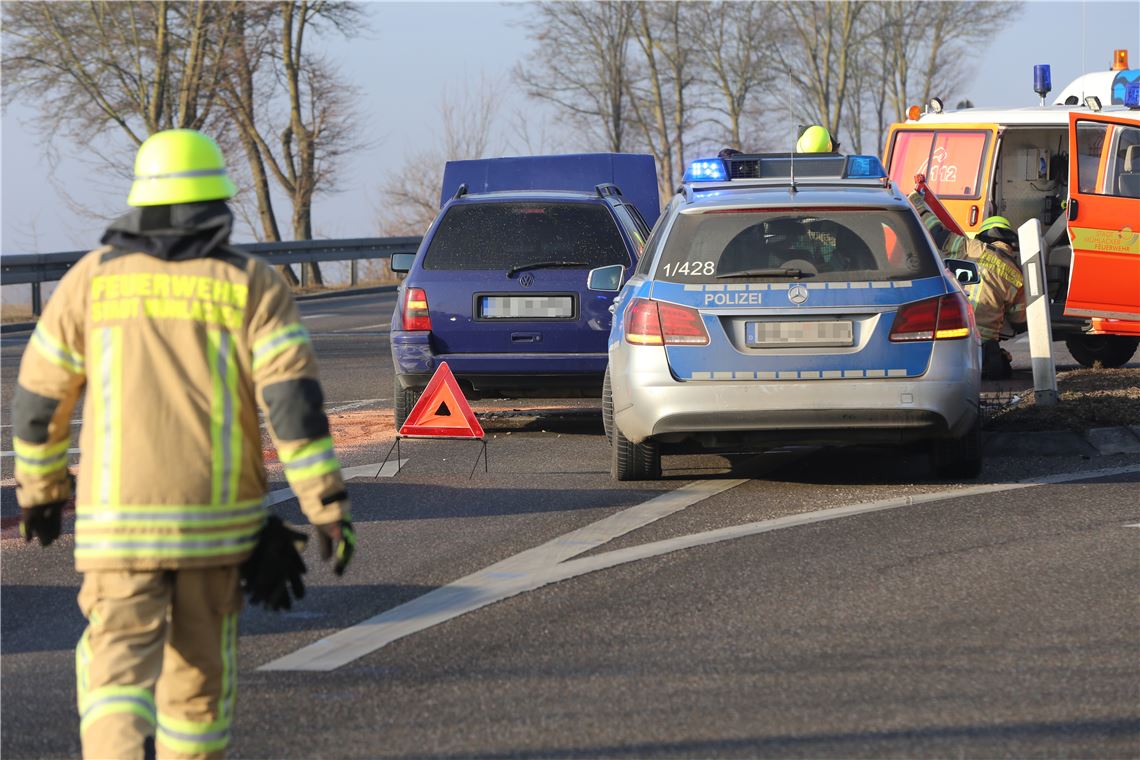 910_0008_126862_lh_Unfall_B10_Osttangente_Muehlacker