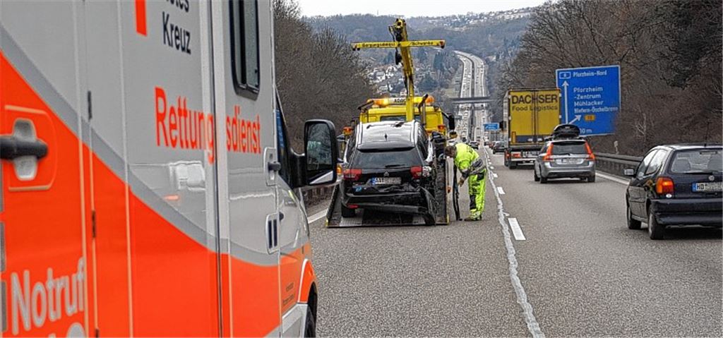 A8-Unfälle: Polizei sucht nach Ursachen