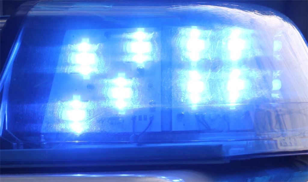 Nach einem Raubüberfall in Flehingen sucht die Polizei mit einem Hubschrauber nach den Tätern - erfolgreich. Symbolfoto: Archiv