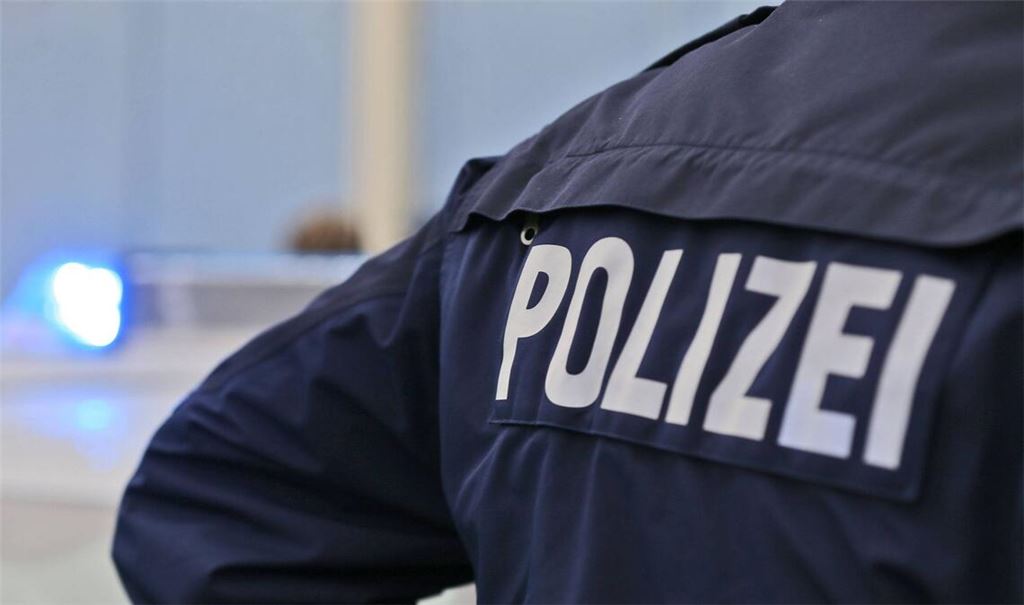 Nach einem tödlichen Angriff auf einen Verwandten  ist eine 51-jährige Frau festgenommen worden (Symbolfoto).