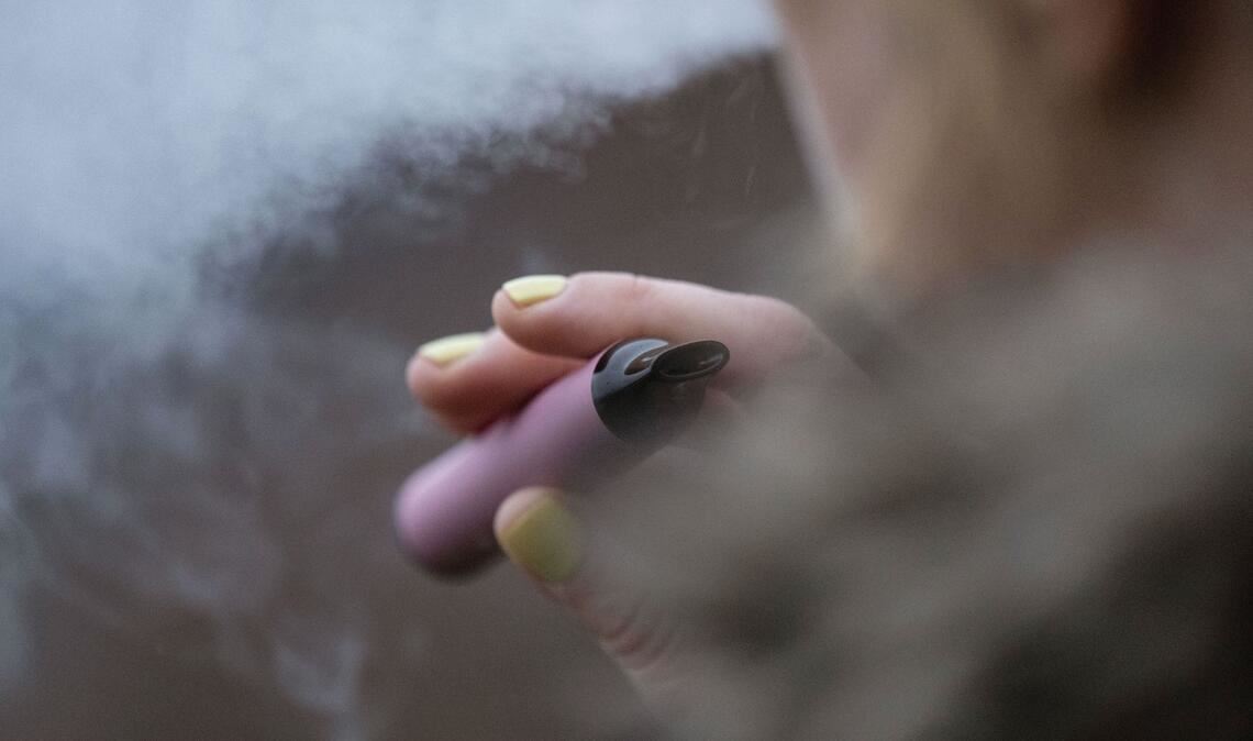 Nach einer Umfrage ist der Anteil jugendlicher Raucher in den vergangenen Jahren wieder gestiegen.