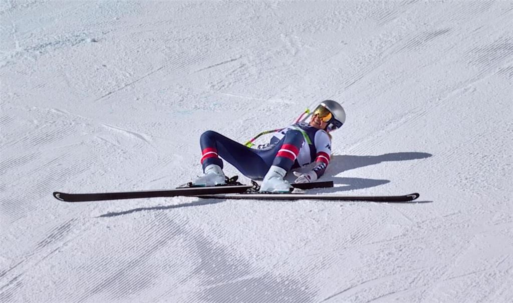 Nach ihrem Sturz blieb Vonn zunächst liegen und schrie vor Schmerzen.