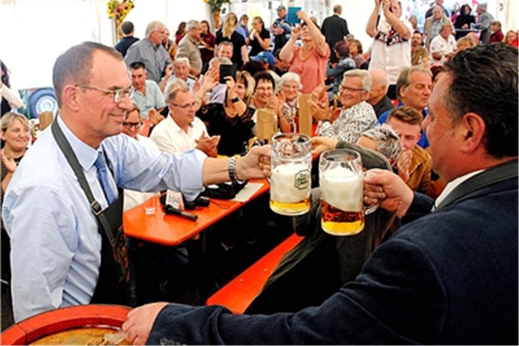 Nach zwei Jahren pandemiebedingter Pause wird der Fassanstich zum Straßenfest wieder beim Musikverein Mühlacker stattfinden – dieses Mal auf dem Kelterplatz.Foto: Archiv