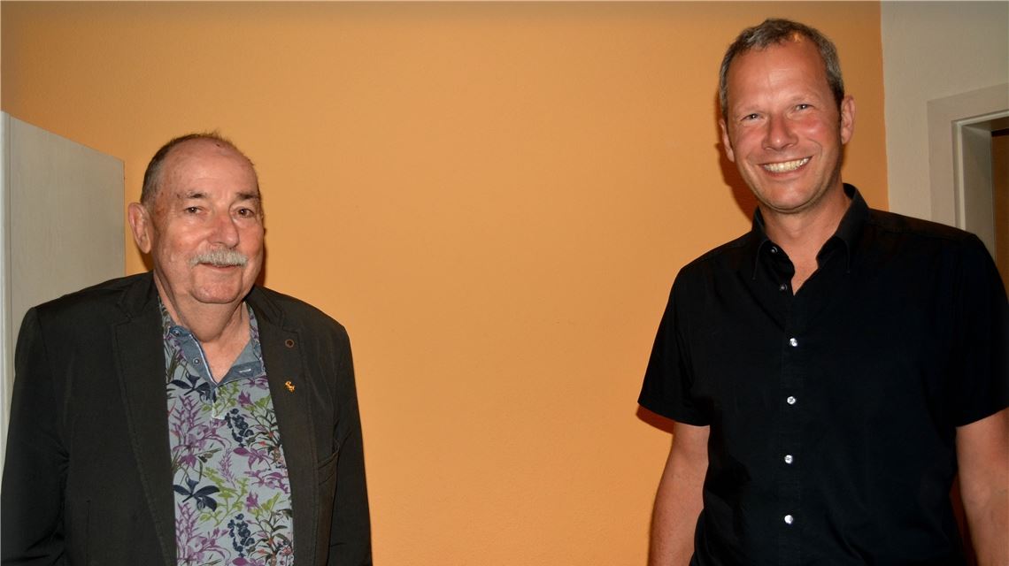 Nachdem Veit Kibele (rechts) nicht mehr zur Wahl angetreten ist, führt der Ehrenvorsitzende Albrecht Münzmay den Verschönerungsverein jetzt kommissarisch. Foto: Stahlfeld