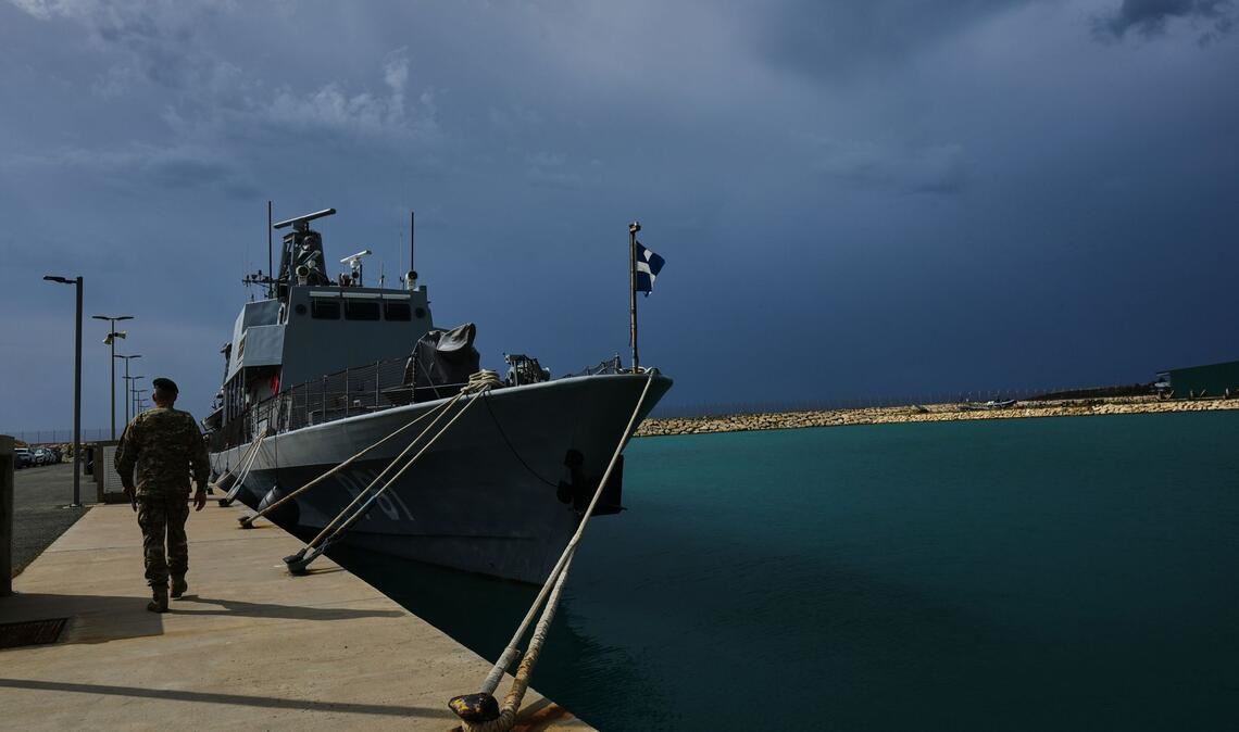 Nachdem im März eine iranische Drohne auf einem britischen Stützpunkt in Zypern eingeschlagen war, befinden sich auf der Insel auch Einheiten aus Frankreich, Griechenland und anderen EU-Staaten.