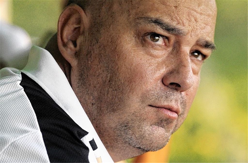 Nachdenklicher Jürgen Widmann: Fast die komplette Viererkette droht auszufallen, auch der Stammtorhüter fehlt womöglich. Foto: Fotomoment