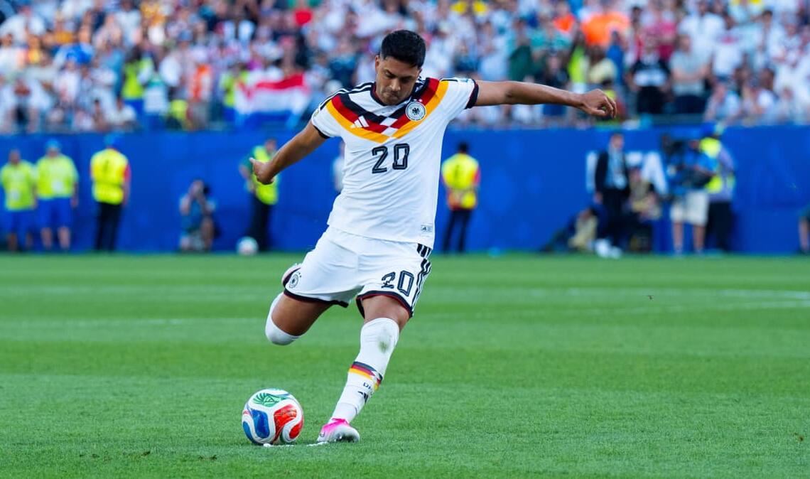 Nadiem Amiri (Note 3): Rückte erst kurz vor Anpfiff für den am Oberschenkel verletzten Münchner Jamal Musial in die Anfangsformation. Dieser Kaltstart zeigte bei Amiri Wirkung, der nicht gut in die Partie kam. Vieles lief an dem Mainzer vorbei, der sich aber steigerte.&nbsp; Amiri stopfte viele Lücken&nbsp;– und bekam immer mehr Zugriff auf das Spiel.