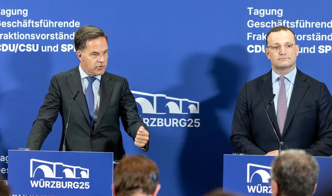 Schwarz-Rot sucht den "Geist von Würzburg" Nato-Generalsekretär Mark Rutte kam als Gast zur Klausur.