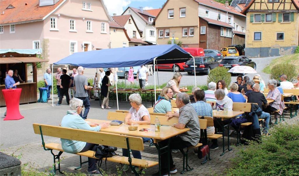 Neben den kulinarischen Genüssen steht der Austausch im Vordergrund. Foto: Schmid