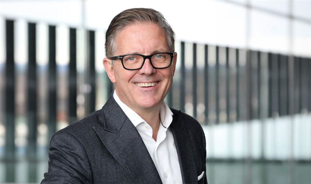 Neu bei Porsche: Florian Laudan war zuletzt bei ZF als Leiter Konzernkommunikation und Marketing tätig. Nun kommt er nach Zuffenhausen.