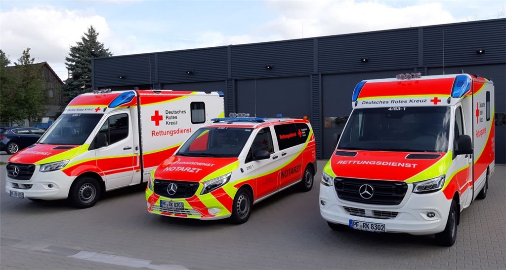 Neue Fahrzeuge für das DRK. Foto: privat