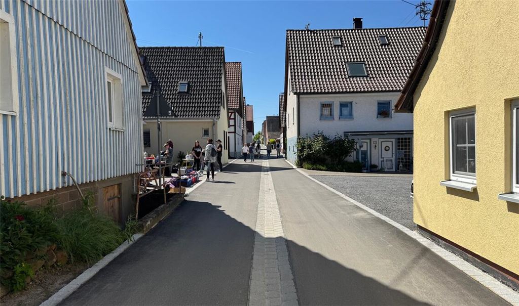 Neuer Glanz: Sengach kann sich nach zwei Jahren über neue Straßen freuen. Foto: privat
