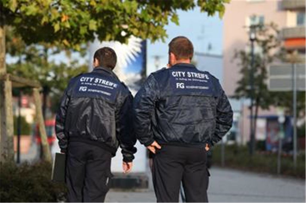 Neues Einsatzgebiet ? Das Unternehmen F + G Security, das bereits die City-Streife in Mühlacker stellt, könnte demnächst auch an den Brennpunkten in Illingen patrouillieren. 
Foto: privat