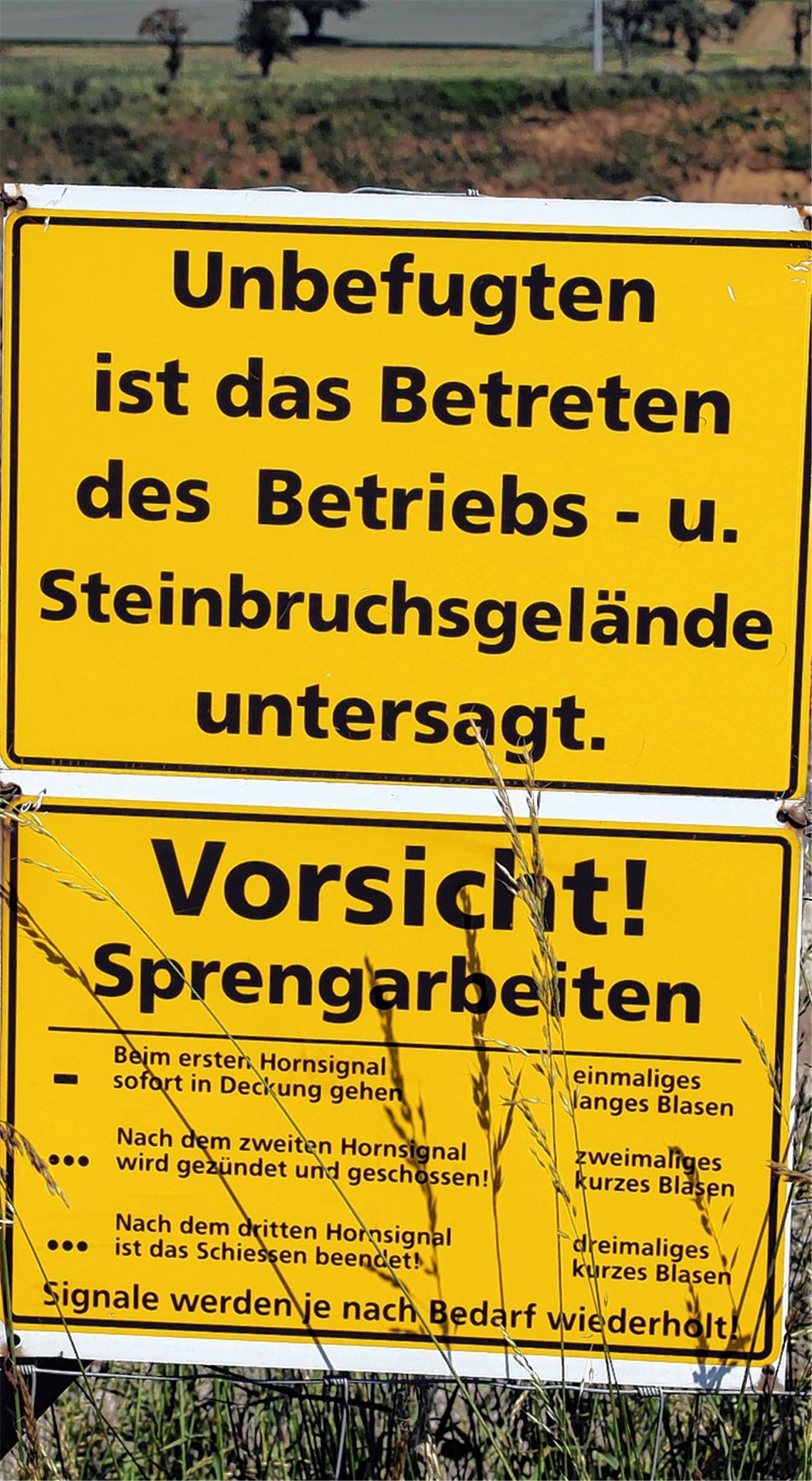 Neues Kapitel im Streit um den Steinbruch Enzberg: Bürger, die sich zu häufig unbegründet über Sprengerschütterungen beschweren, werden zur Kasse gebeten. Archivfoto: Franz