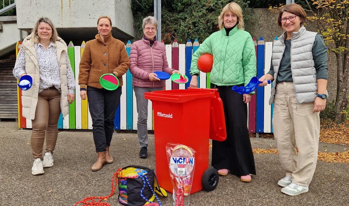 Neues Spielzeug für den Sternenfelser Pausenhof. Foto: Enzkreis/Jochen Oppel