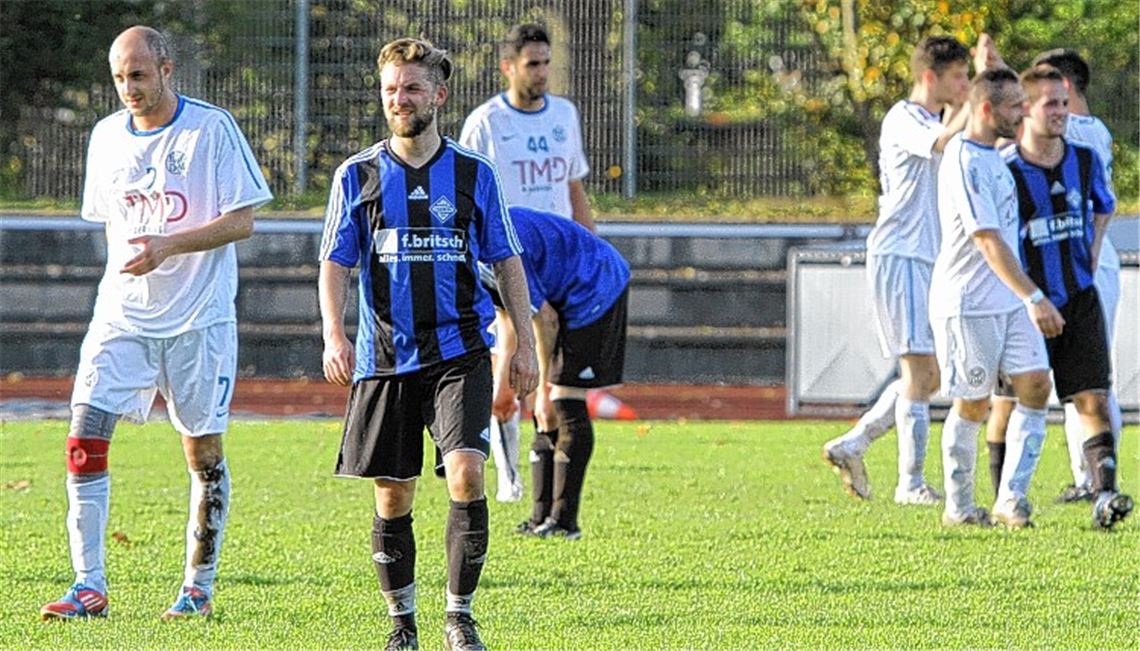 Nicht einmal beim Sieger Fvgg 08 Mühlacker (in Weiß) Freude in den Gesichtern. Die Nullachter hängen ebenso wie Viktoria Enzberg weiter im Tabellenkeller der Kreisklasse A1.