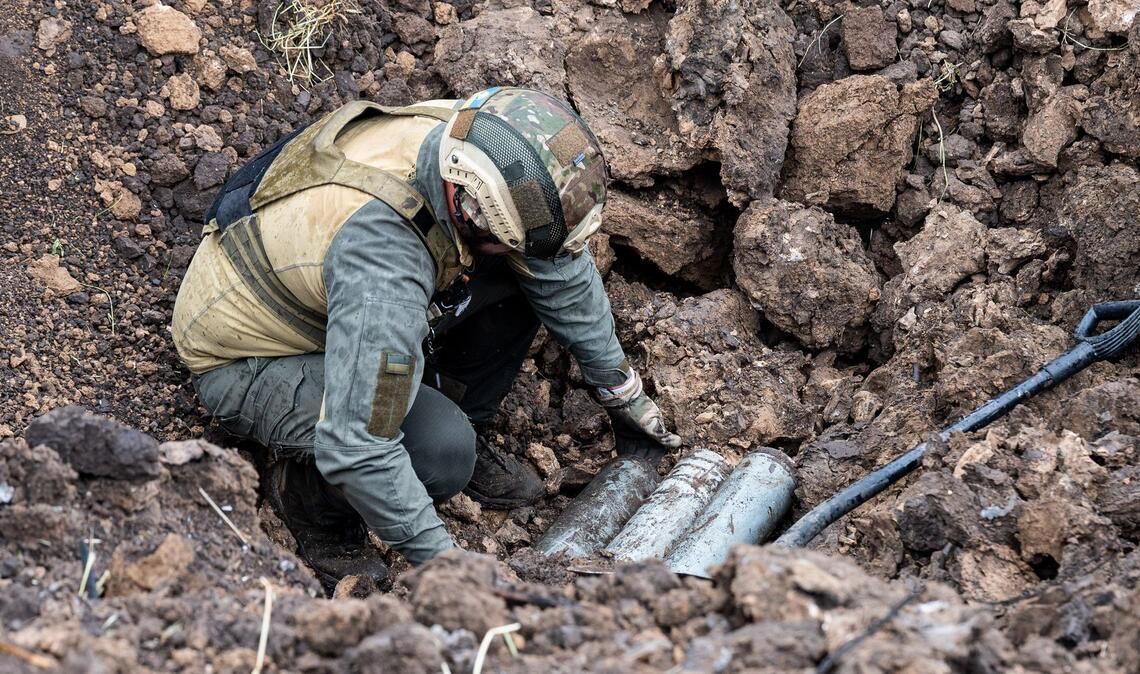 Nicht explodierte, mutmaßlich russische Munition, sol zerstört werden.