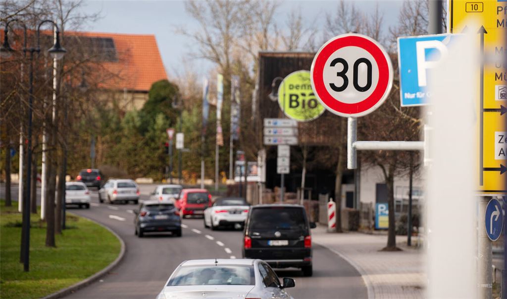 Nicht nur die FDP wünscht sich hier eine Beschleunigung auf Tempo 40. Symbolfoto: Archiv