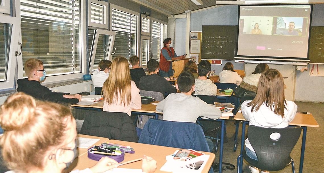 Nicht nur für Veranstaltungen wie die digitale Ausbildungsbörse im vergangenen Jahr benötigen die Schulen eine gute Internetverbindung.Stahlfeld