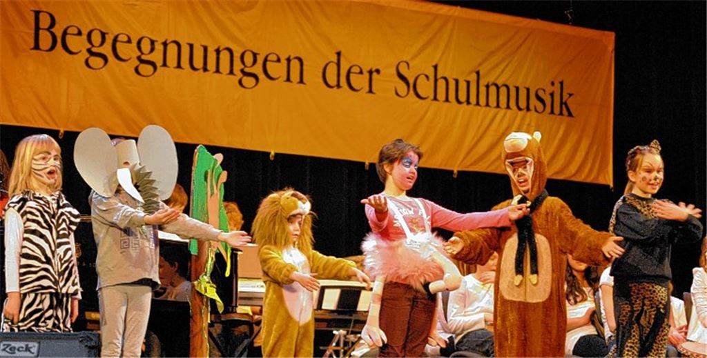 Nicht nur in Sachen Musik ist Kreativität Trumpf: Die Schüler der Ulrich-von-Dürrmenz-Schule sind mit ihren Tierkostümen ein Hingucker des Abends. 