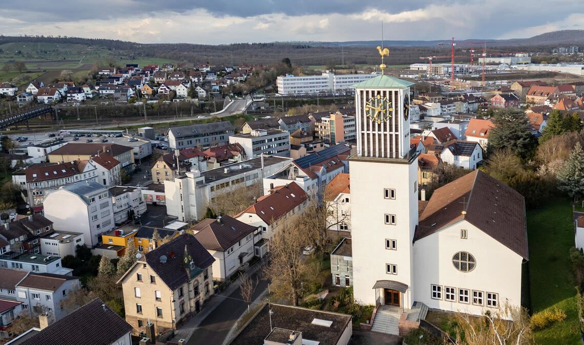 Nicht nur optisch ein Ankerpunkt in Mühlacker: die Pauluskirche. Foto: Fotomoment