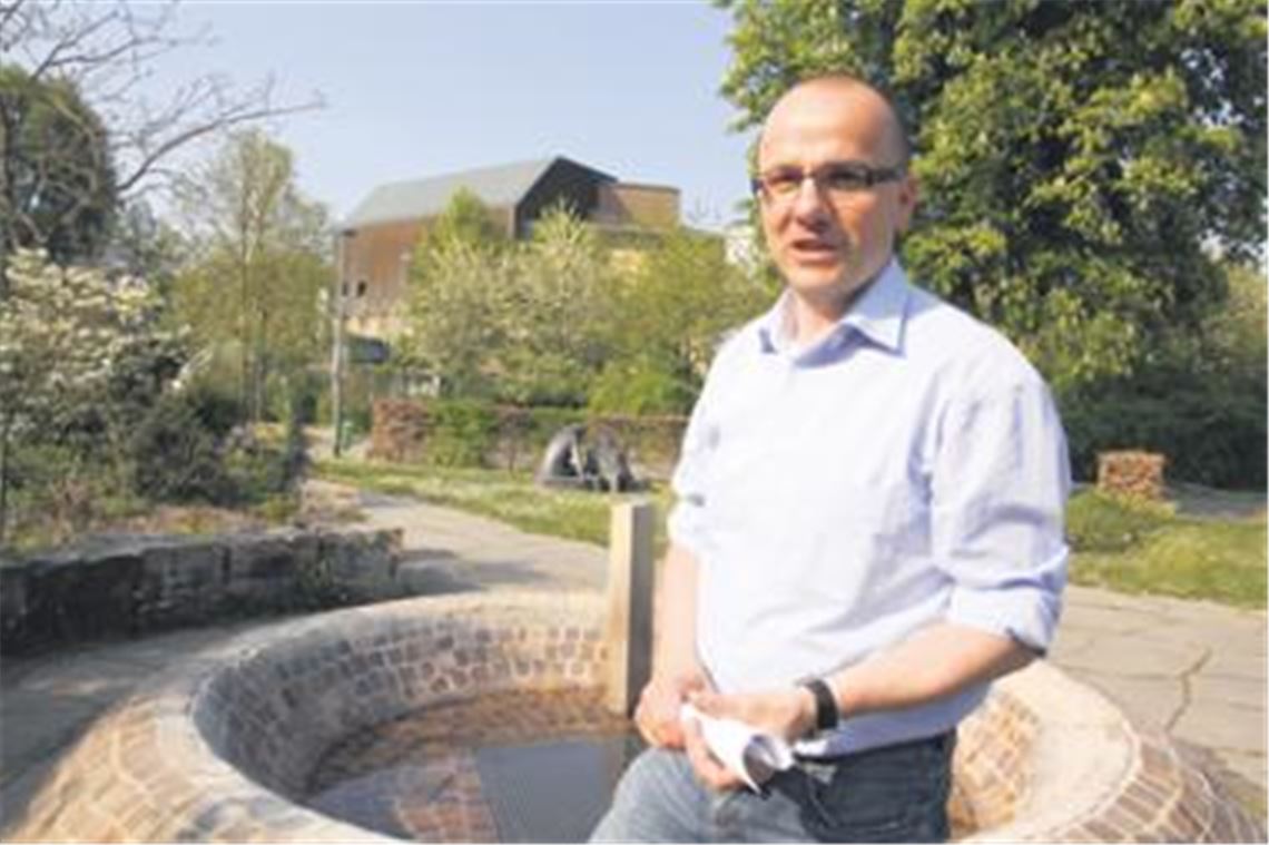 Nicht nur vom Grünprojekt in den Enzauen, sondern auch vom aktuellen Mühlehof-Beschluss des Gemeinderats erhofft sich Citymanager Thomas Müller Impulse für die Stadt. Foto: Franz