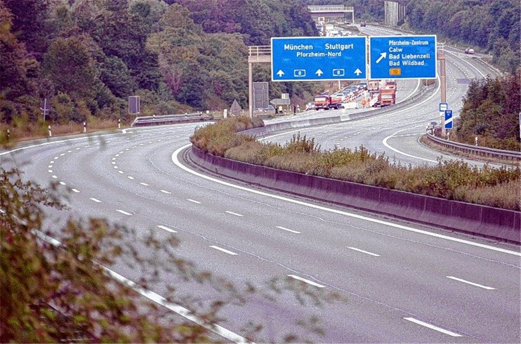 Lange Nacht an der leeren A8